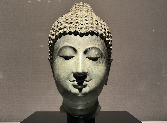 仏陀頭部】タイ－スコータイあるいはラーンナー時代－14〜15世紀－銅造
