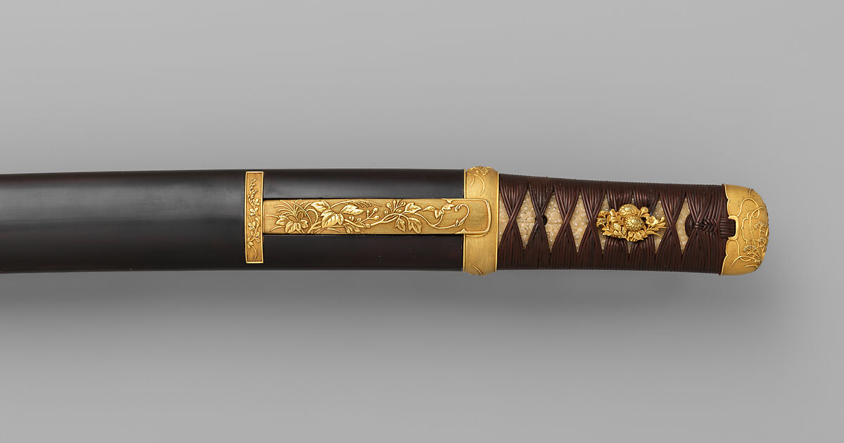 【 金魚子地秋草図金具合口拵・付銀刀 　Blade and Mounting for a Dagger (Tantō)】江戸時代