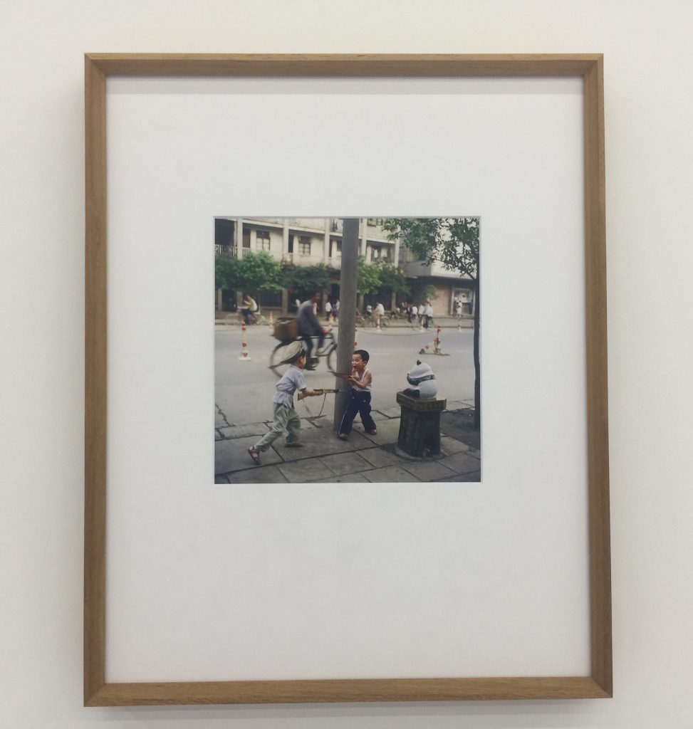 中国の子供達-秋山亮二撮影展-会場:方所-青草堂-錦江区-成都市