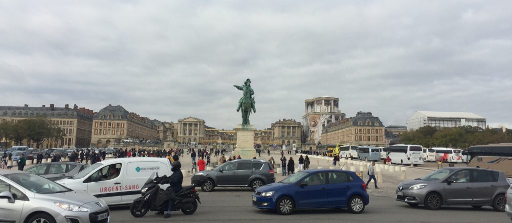 アルム広場-Place d'Armes-ヴェルサイユ宮殿-Château de Versailles-2018年10月-パリ-フランス
