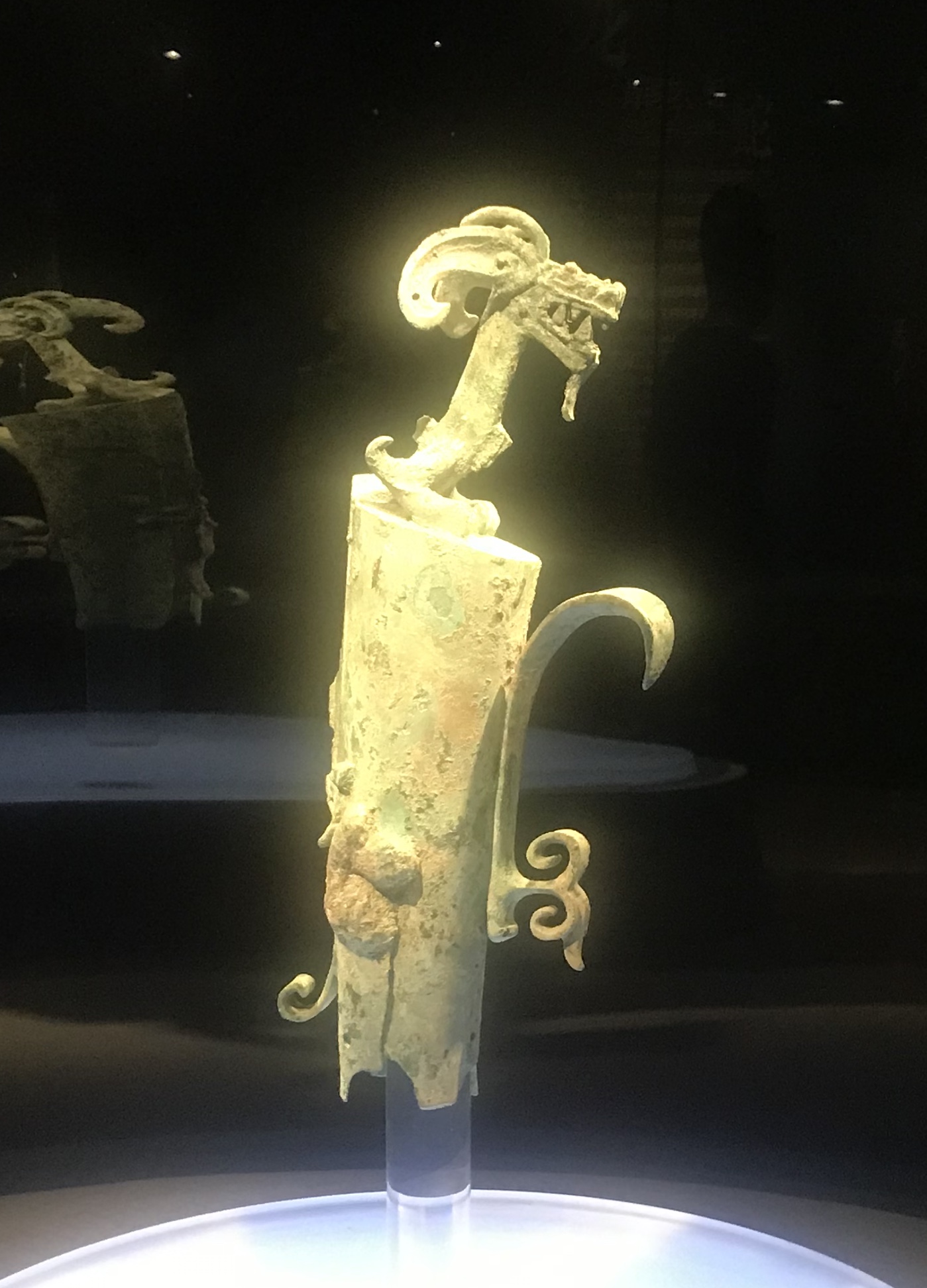青銅立体龍形飾り-青銅器館-三星堆博物館-広漢市-徳陽市-四川省