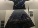 藍色鑲花邊毛料大足褲-男式挑紮素上着-彜族衣装-四川民族文物館-四川博物館-成都