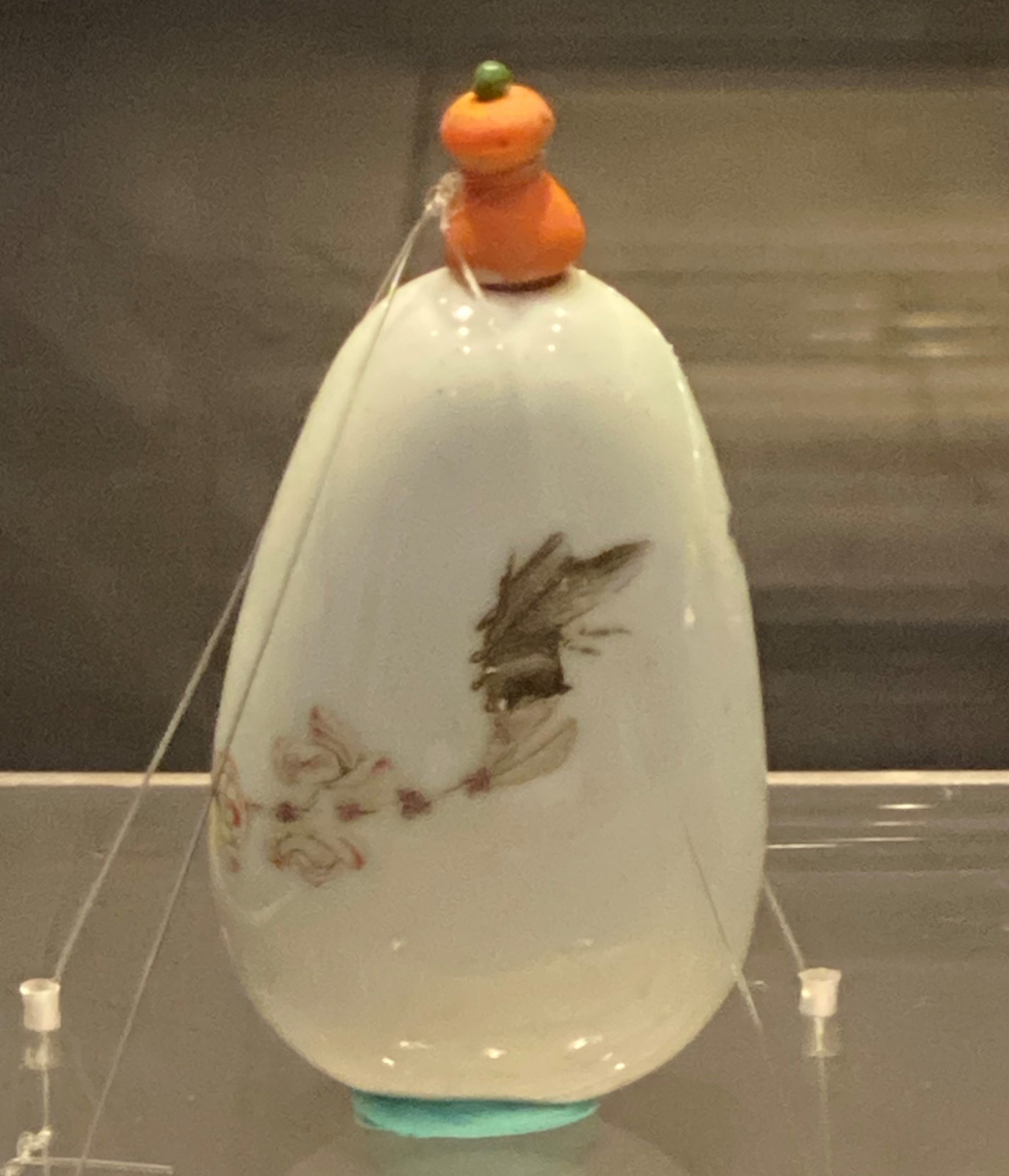  白玉絵花虫鼻煙瓶-清時代-工藝美術館-四川博物館-成都