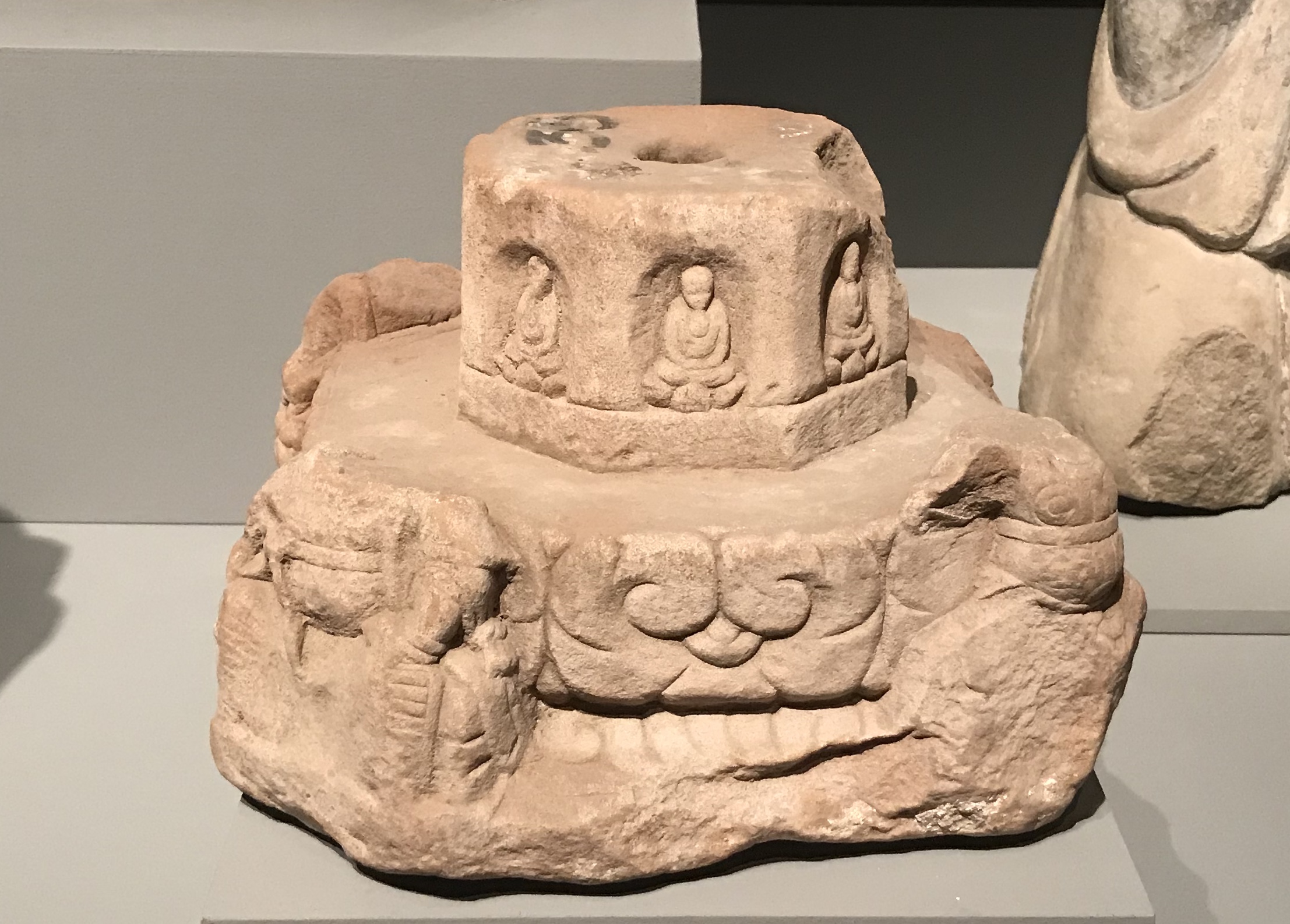 経幢残件-北宋-天下の大足-大足石刻の発見と継承-金沙遺跡博物館-成都