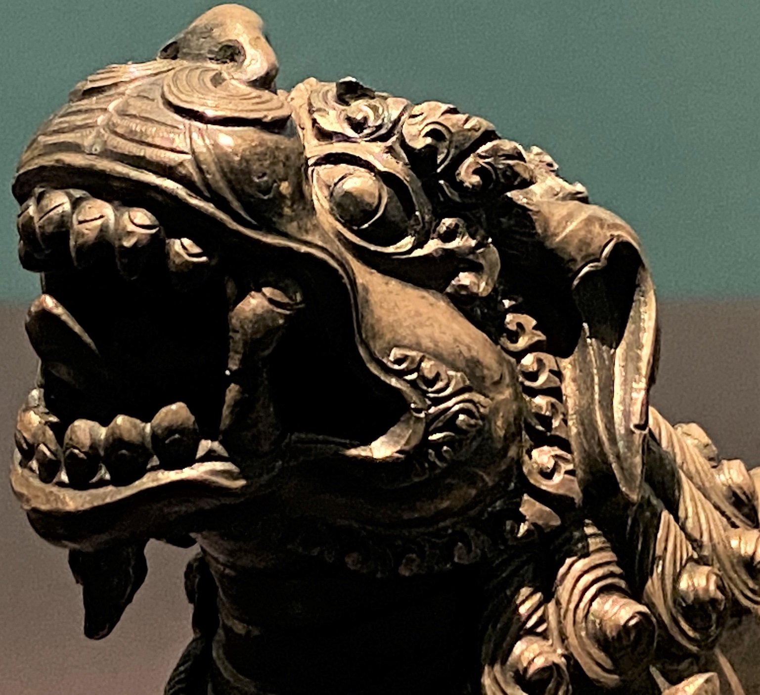銀獅子-特別展【七宝玲瓏-ヒマラヤからの芸術珍品】-金沙遺跡博物館-成都