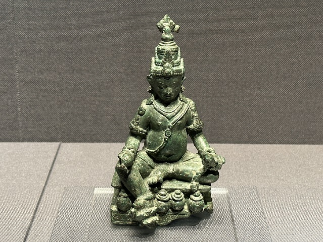 【ジャムバラあるいはクベーラ坐像】インドネシア中部ジャワ時代8〜9世紀-青銅－常設展－東京国立博物館－東洋館
