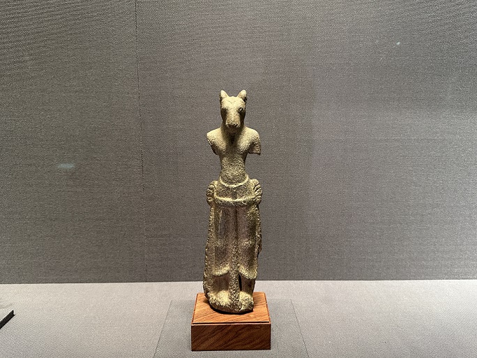 【ヴァージィム力立像】カンボジアあるいはタイプレアンコール時代7〜8世紀-石造－常設展－東京国立博物館－東洋館