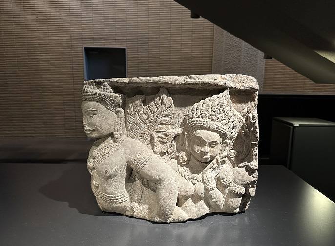 【浮彫人物像】カンボジア、ピミアナカス－アンコール時代－常設展－東京国立博物館－東洋館