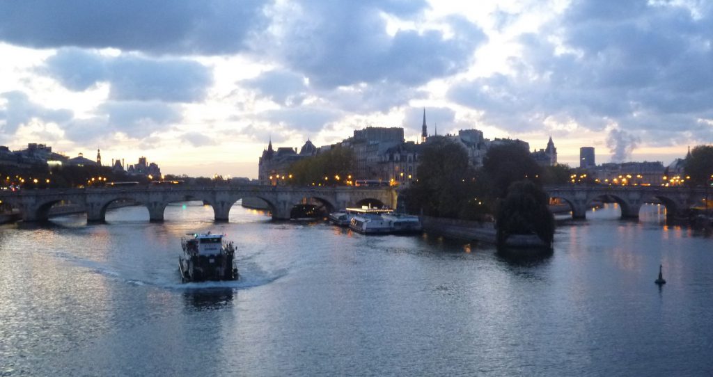 セーヌ川-la Seine-2018年10月-パリ-フランス