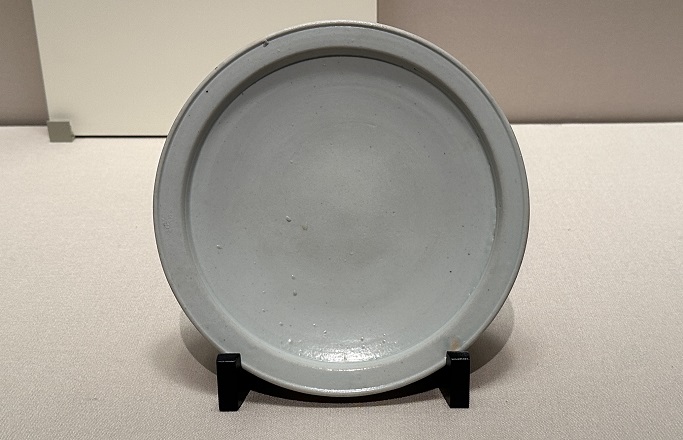 【白磁皿】朝鮮時代－15~16世紀－常設展－東京国立博物館－東洋館