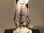 立仏像–垂飾袈裟-北周天和3年-シルクロード仏影-特別展【映世菩提】成都博物館