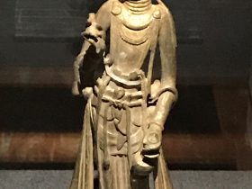 青銅観音立像-隋唐五代宋元時代-常設展F３-成都博物館