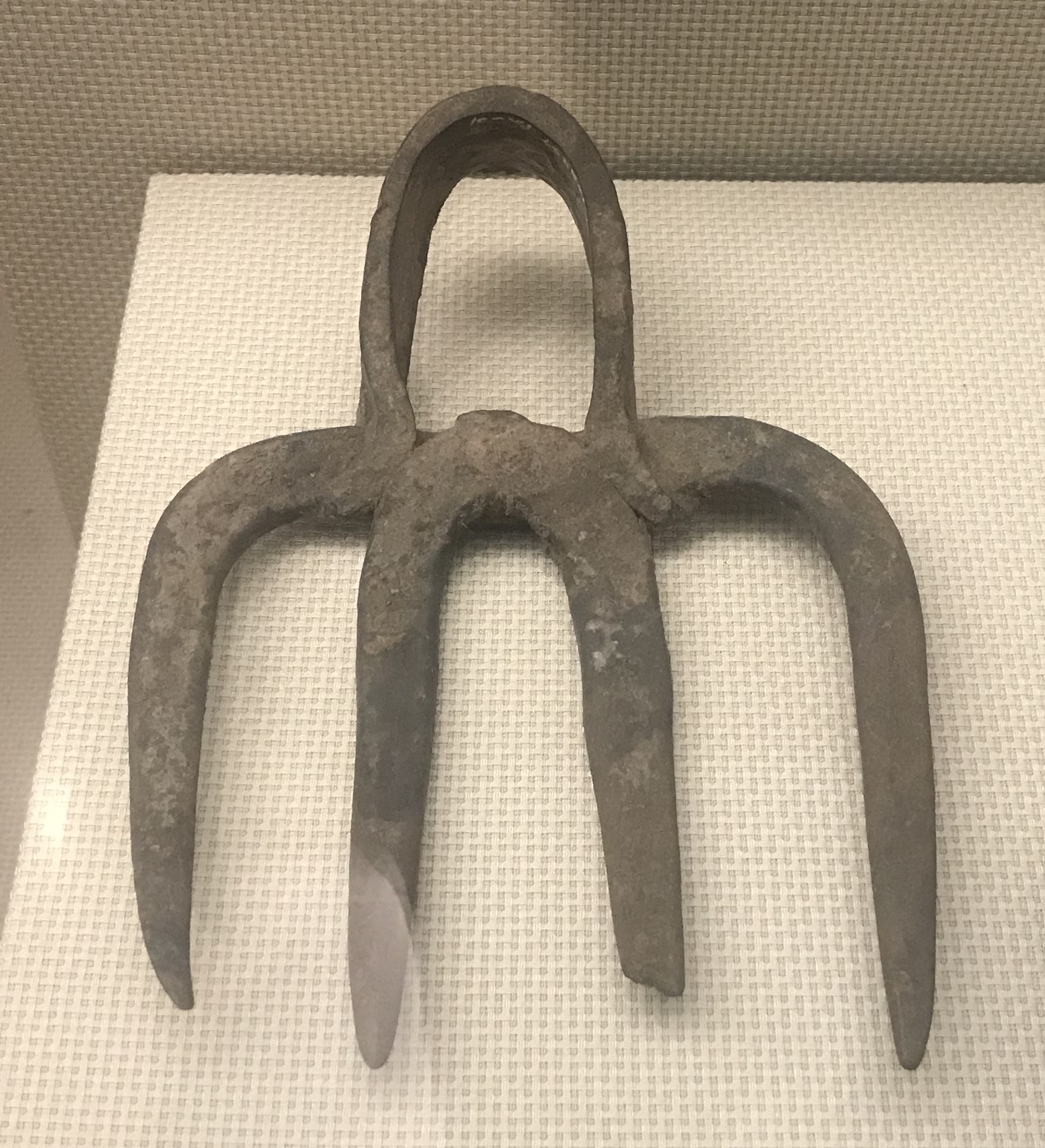 四歯鉄耙-彜族工具-四川民族文物館-四川博物館-成都
