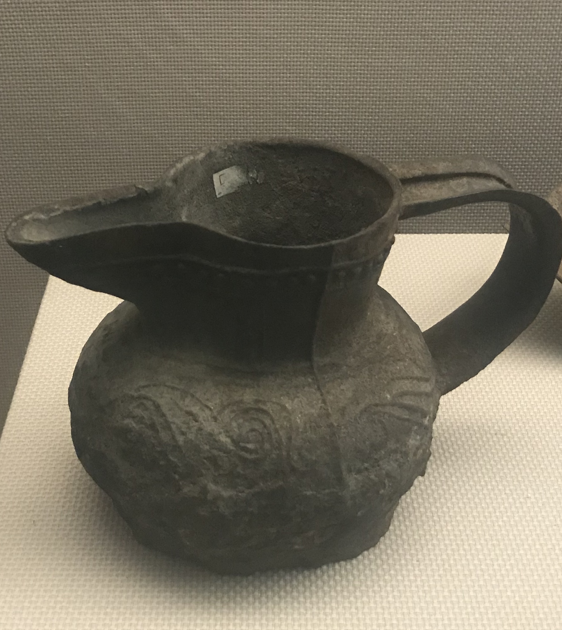 鉄鍋鏟-鉄茶罐-チャン族生活用品-四川民族文物館-四川博物館-成都
