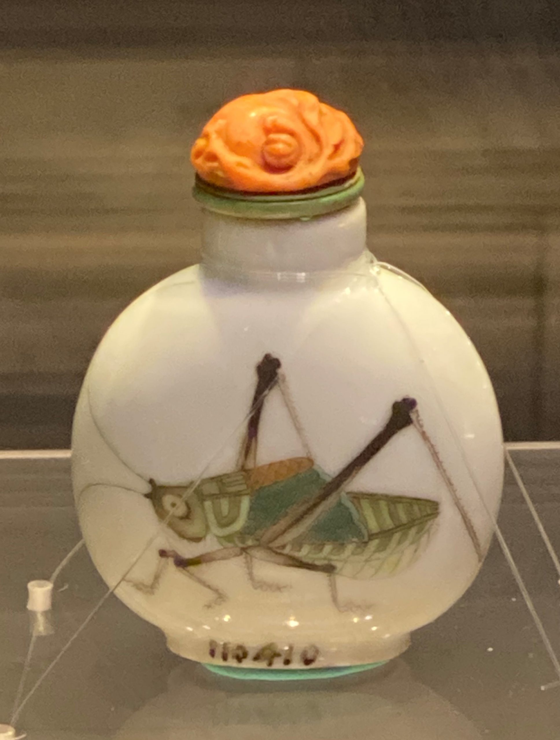 白磁絵蟋蟀鼻煙瓶-清時代-工藝美術館-四川博物館-成都