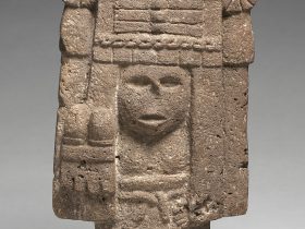 【トウモロコシ女神石像（チコメコアトル）　Maize Deity (Chicomecoatl)】メキシコ‐アステカ文明