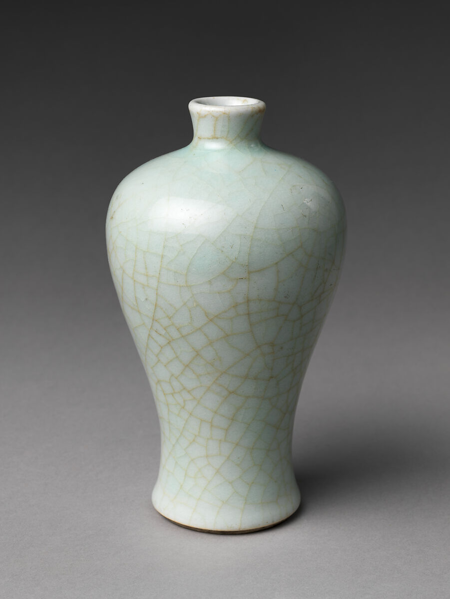 【梅瓶形花磁瓶　Vase in Meiping Shape】中国‐清時代‐景徳鎮