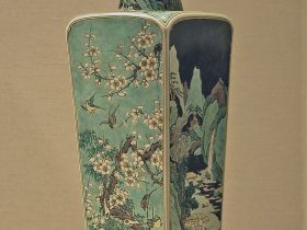 【風景と花の交互紋花瓶　Vase with alternating landscape and floral scenes】中国‐清時代‐景徳鎮焼