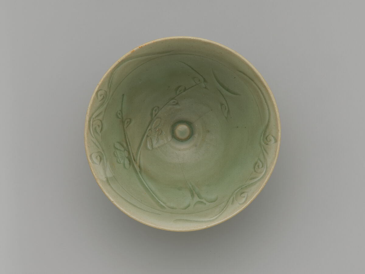 【梅花月図茶碗　Bowl with Plum Blossom and Crescent Moon】中国‐元時代