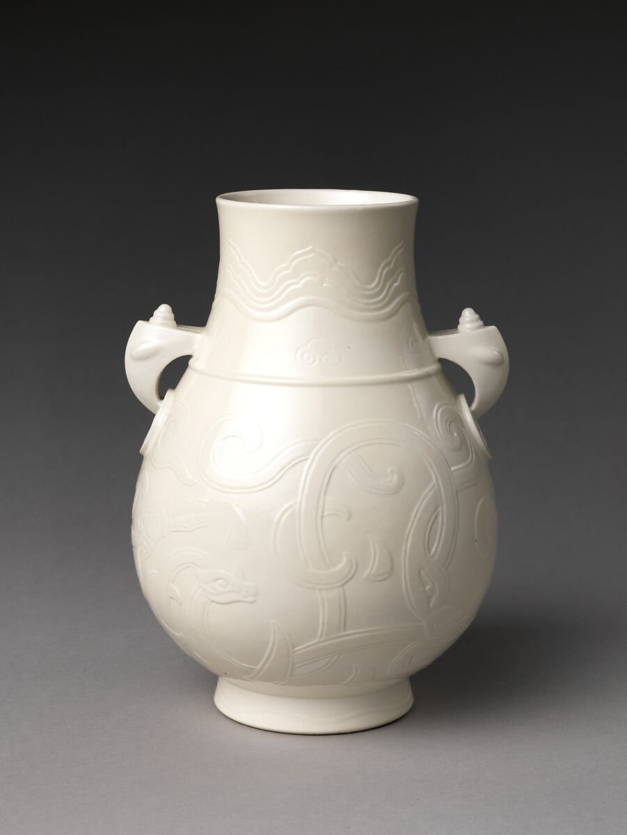 【古代青銅器形陶磁花瓶　Vase in Shape of Archaic Bronze Vessel】中国‐清朝乾隆時代‐景徳鎮焼