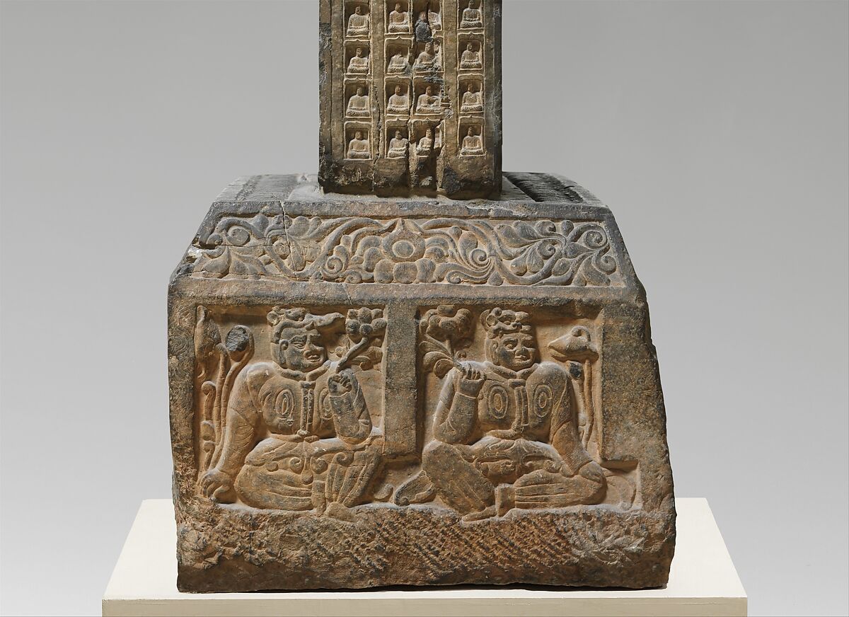 【佛造像石碑座　The Visit of Manjushri to Vimalakirti (base of stele)】中国‐北魏時代