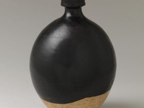 【黑釉陶瓶　Vase】中国‐唐時代