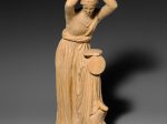 【箱型の鏡を見つめる女性のテラコッタ像　 Terracotta statuette of a woman looking into a box mirror】ギリシャ文化‐ヘレニズム期