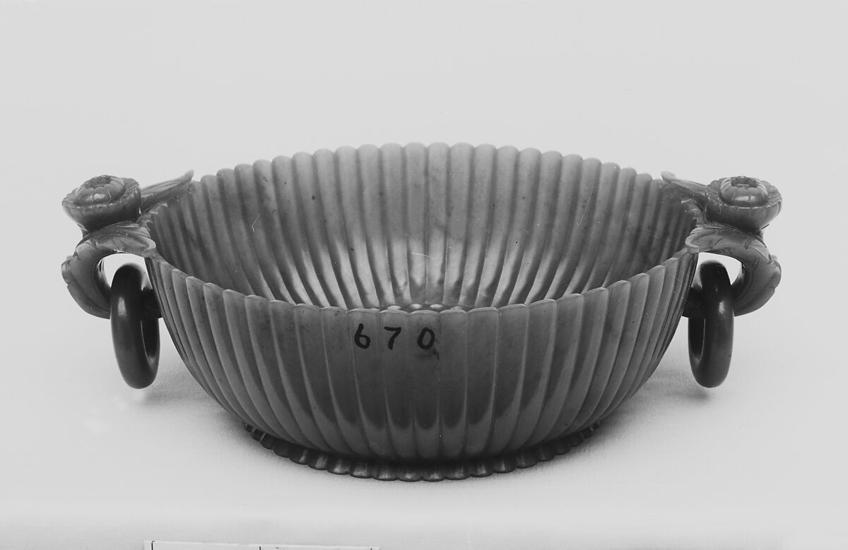 【玉雙耳活環圓洗　Bowl with ring handles】中国-清代