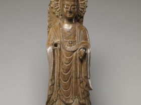 【彩繪石雕佛像　Buddha】中国‐東魏時代