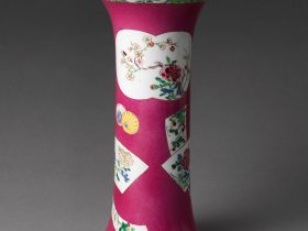 【花模様花瓶　Vase with Flowers】中国-清代‐乾隆時代