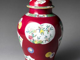 【花紋壷　Jar with Flowers】中国-清代‐乾隆期