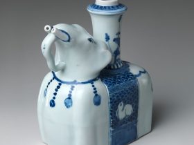 【象形の肩付水差し　Elephant-Shaped Kendi Drinking Vessel】中国‐明代後期