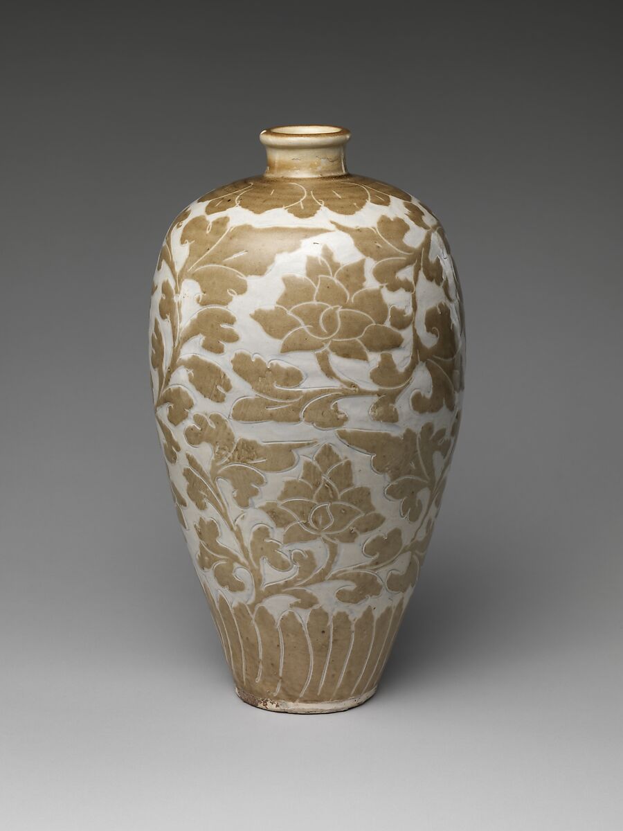 【牡丹文花瓶　Vase with Peony Scroll】中国‐金代