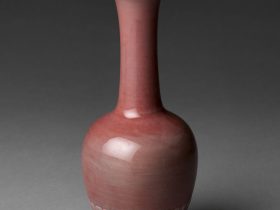 【桃色釉花瓶　Vase】清代康熙時期