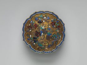 【銀累絲燒藍嵌寶菱花盒　Qing dynasty (1644–1911)】中国‐清代