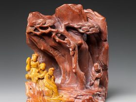 【壽山石雕人物故事山子　Ornament in the form of a mountain with figures】中国‐清代