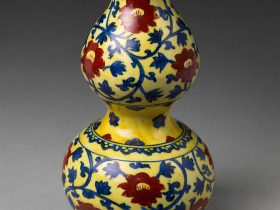 【黄赤彩青花釉磁瓶　Vase】中国‐明代嘉靖時期