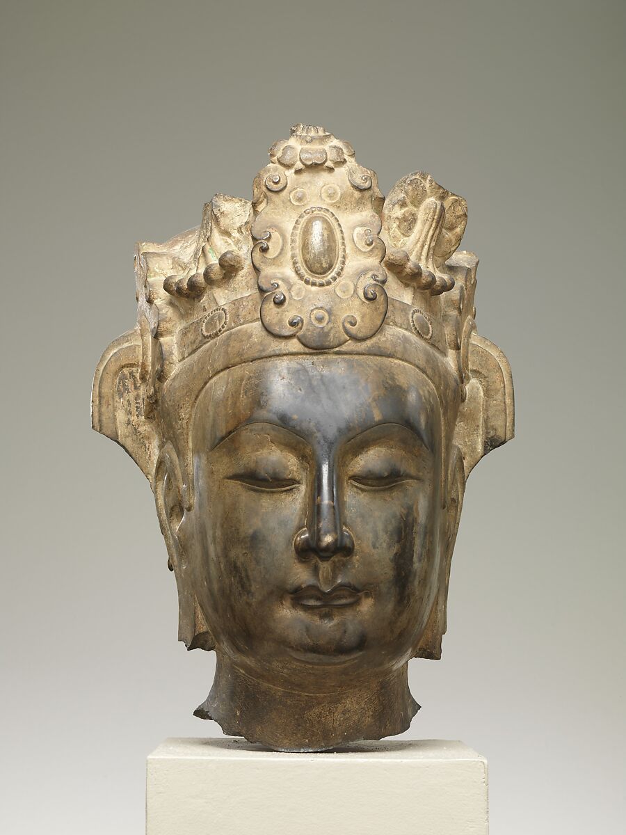 【彩絵石雕菩薩頭像　Head of an attendant bodhisattva】中国‐北魏時代