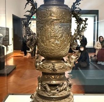 【頼光大江山入図大花瓶】横山弥左衛門‐東京国立博物館所蔵