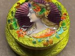 【女性像の小箱】花で飾られたアール・ヌーヴォーー梶コレクション
