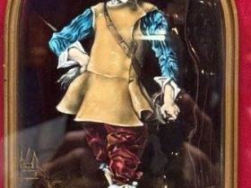 【ルイ13世時代騎士風の男性像】梶コレクション
